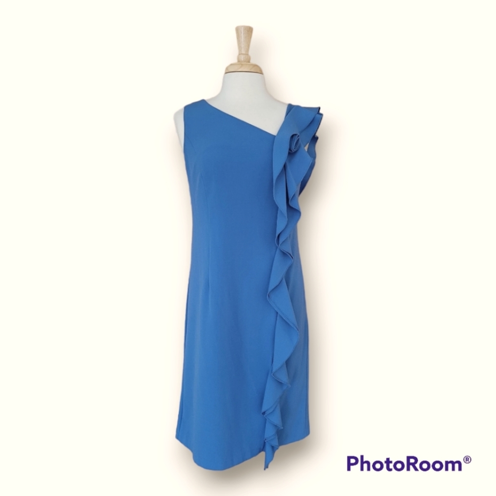 Emma & Michele Blue Woman's Cocktail Sheath Dress. Size 8